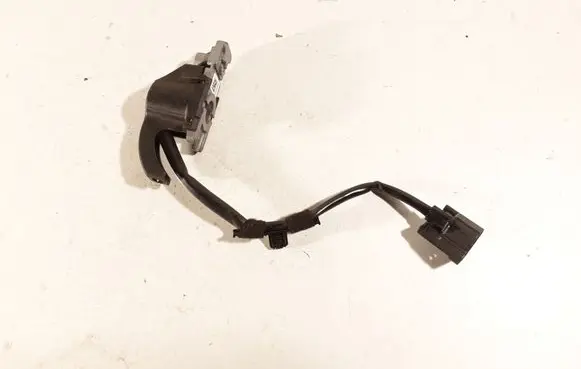 Volvo V40 Airbag deployment crash/impact sensor 31305432