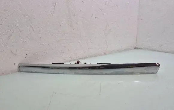 Mercedes-Benz B W245 Trunk door license plate light bar A1697402093