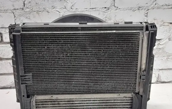 BMW 1 E81 E87 Radiator set 7588974 99000002 8FC351302621
