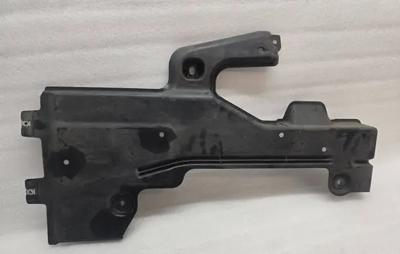 Volkswagen Tayron II Front underbody cover/under tray 5QS825101A