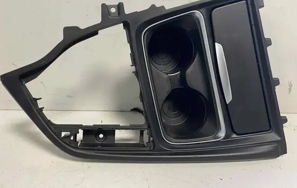 BMW 3 F30 F35 F31 Cup holder 9218926 58450713 105027853