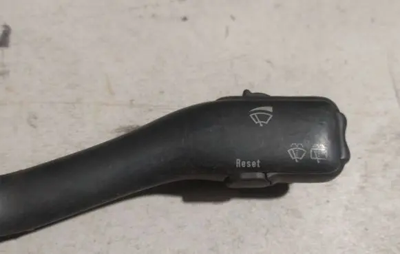 Volkswagen PASSAT B5.5 Wiper control stalk 4B0953503H