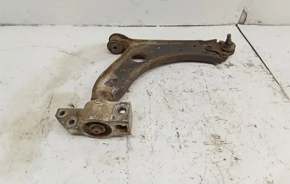 Volkswagen Golf V Front lower control arm/wishbone 1K0407190E