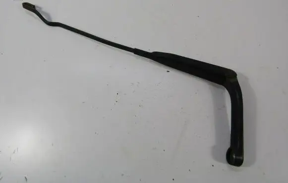 Opel Vectra B Front wiper blade arm 9050417LH
