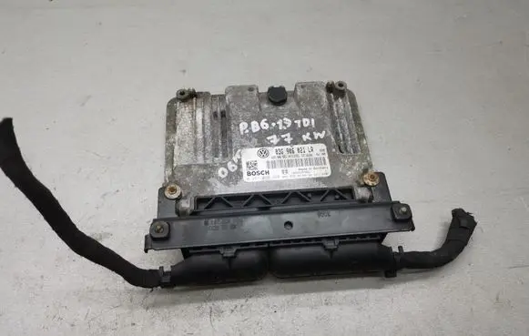 Volkswagen PASSAT B6 Engine control unit/module 03G906021LR 0281013260