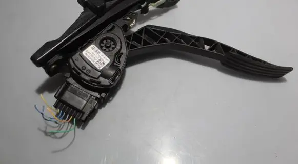 Jaguar XJ X351 Accelerator throttle pedal