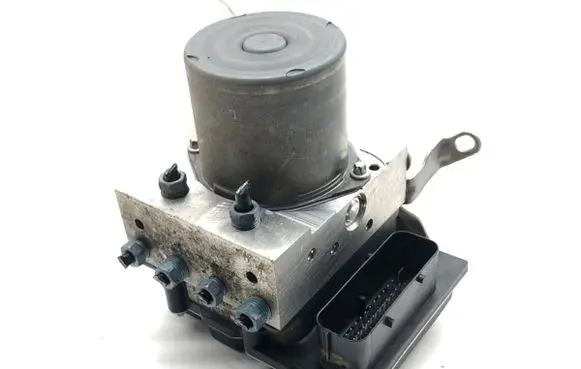 BMW X1 E84 ABS Pump 6860214