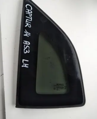 Renault Captur Rear side window