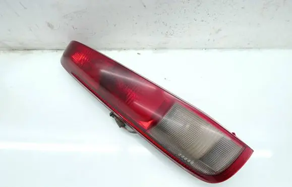 Nissan X-Trail T30 Rear/tail lights 