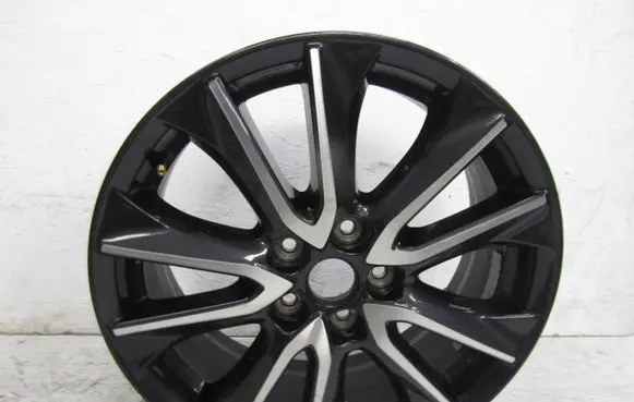 R18 alloy rim