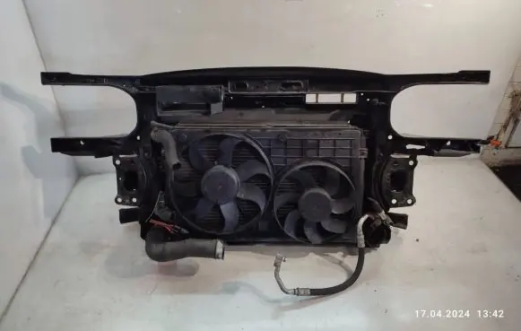 Volkswagen Touran I Radiator support slam panel 1K0121253A