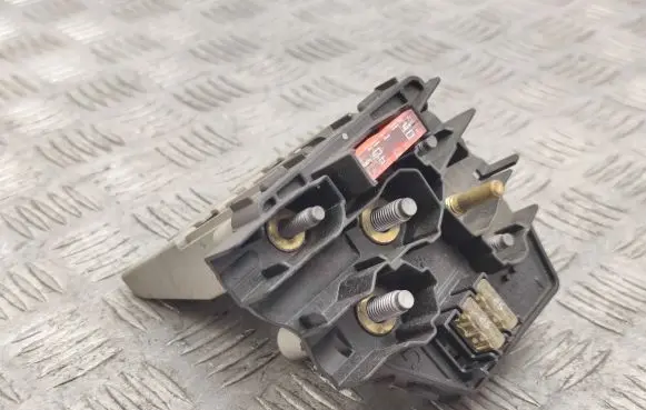 Mercedes-Benz S W221 Fuse box set A2215406750