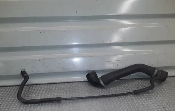 BMW 1 E81 E87 Engine coolant pipe/hose 1708278