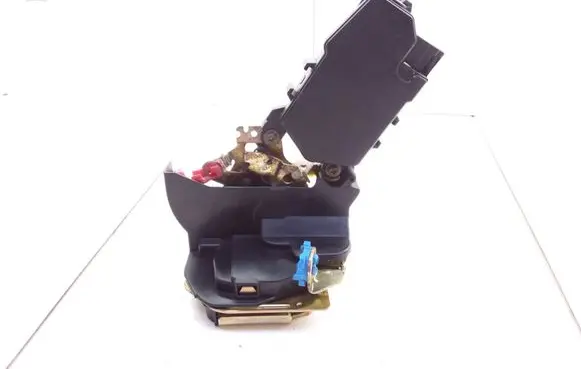 Subaru Outback Rear door lock