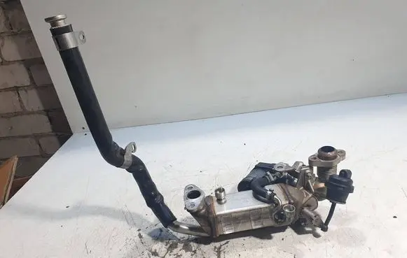 BMW 3 E92 E93 EGR valve cooler 7805446