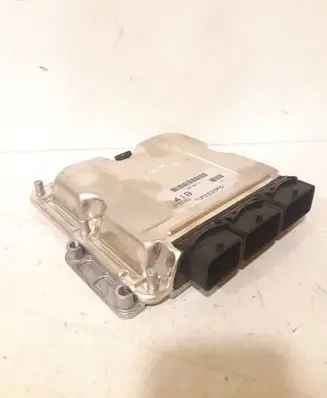 Volvo S40, V40 Engine control unit/module 30630418 0281011087