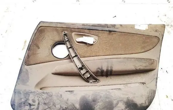 BMW 1 E81 E87 Front door card panel trim 697813804 697534804