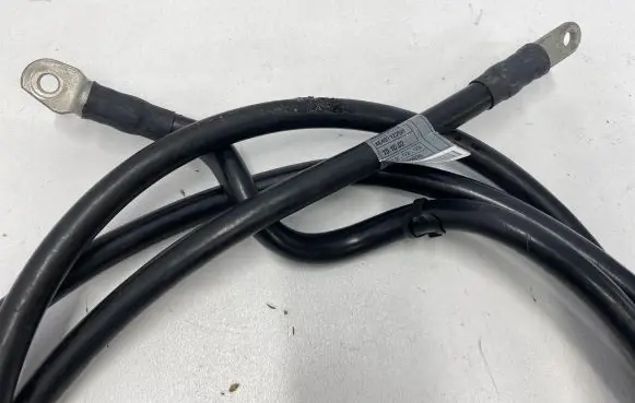 Positive cable (battery)