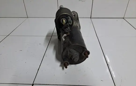 Volvo XC70 Starter motor 0001108167
