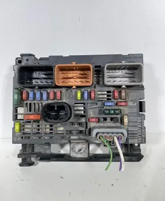Peugeot Expert BSM Control unit 9675878780