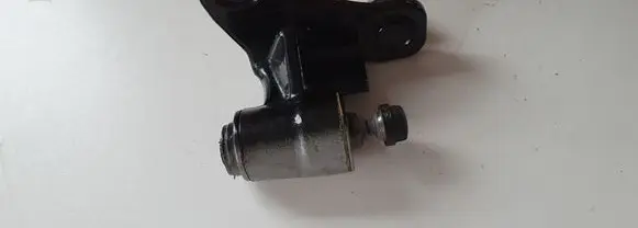 Mercedes-Benz C W204 Front door lower hinge 