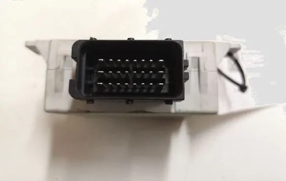 Toyota Avensis T250 Window wiper relay 150696