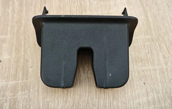 Audi A4 S4 B9 Tailgate/boot lid lock trim 8W5827520