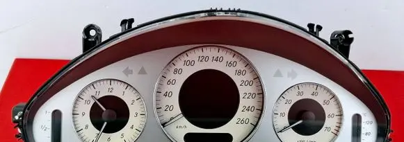 Mercedes-Benz E W211 Speedometer (instrument cluster) A2115401748