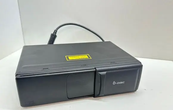 Audi A6 S6 C5 4B CD/DVD changer 