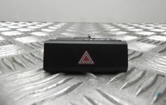 Volkswagen Touareg II Hazard light switch 7P6953509A T3071