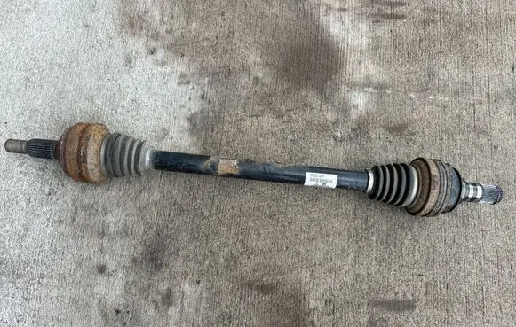 Volkswagen Touareg II Rear driveshaft 7P0501201F