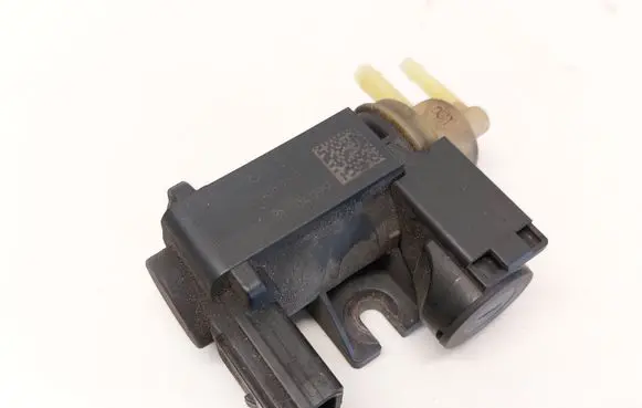 Audi A5 Sportback 8TA Turbo solenoid valve 8K0906627