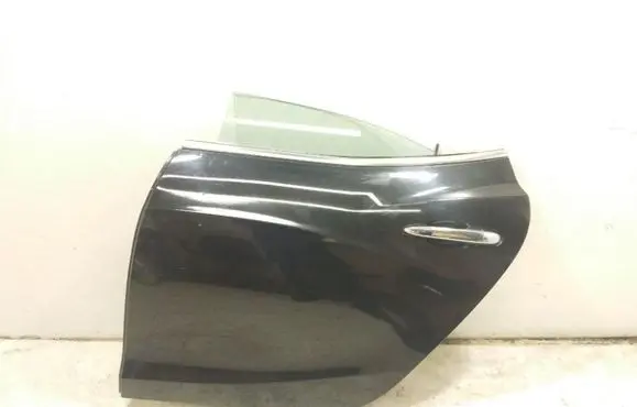 Maserati Ghibli Rear door