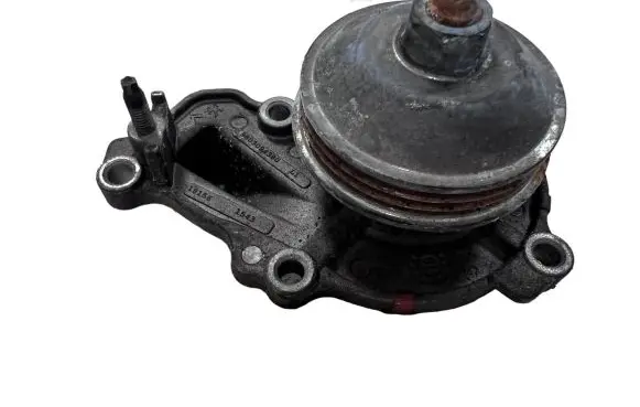 Peugeot 3008 II Water pump 9803094380