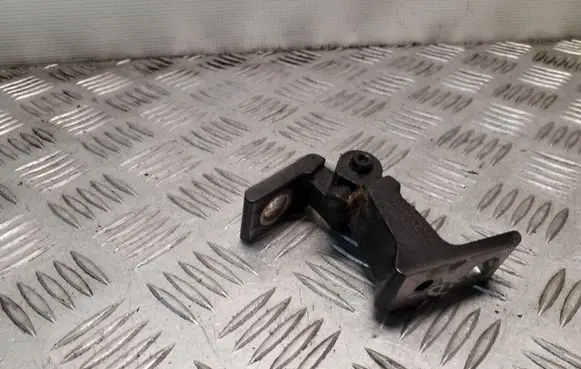 Audi A5 Sportback 8TA Front door upper hinge 8K0831402E