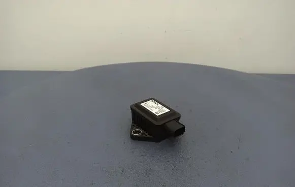 Toyota Avensis Verso ESP acceleration yaw rate sensor 8918305020