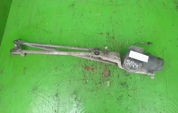 Ford Focus Front wiper linkage and motor