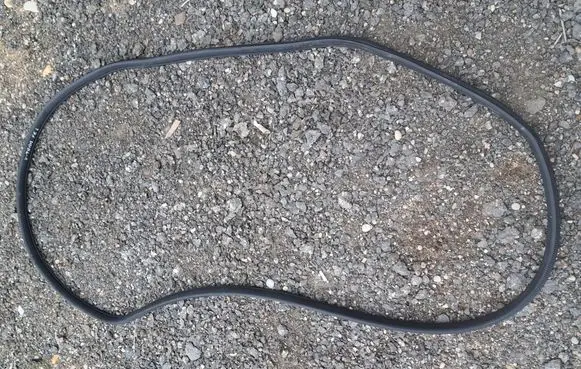 Nissan X-Trail T33 Front door rubber seal WDW