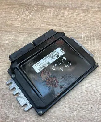 Volvo S40, V40 Engine control unit/module ECU P30617027 S108212103B 027