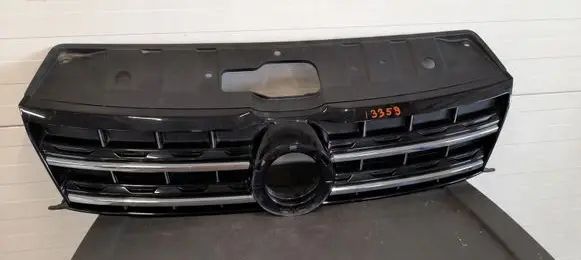 Volkswagen Amarok Front grill 1234