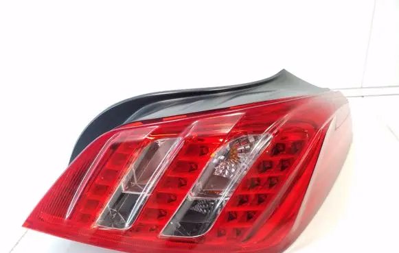 Peugeot 508 Rear/tail lights 9686293680