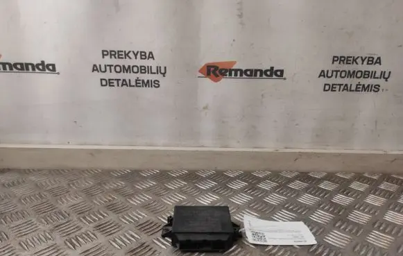 Volvo V70 Parking PDC control unit/module 30682548