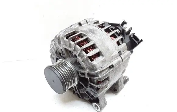 Volvo V40 Generator/alternator 31419219