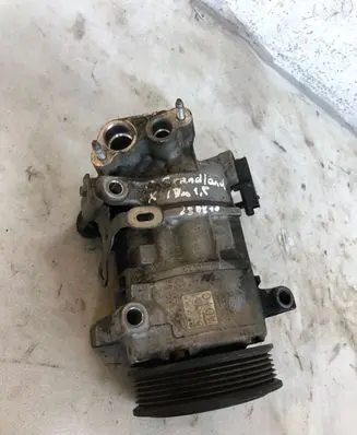 Opel Grandland X Air conditioning (A/C) compressor (pump) 9675655880