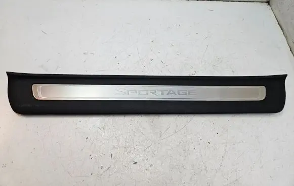 KIA Sportage Front sill trim cover 85874F1500