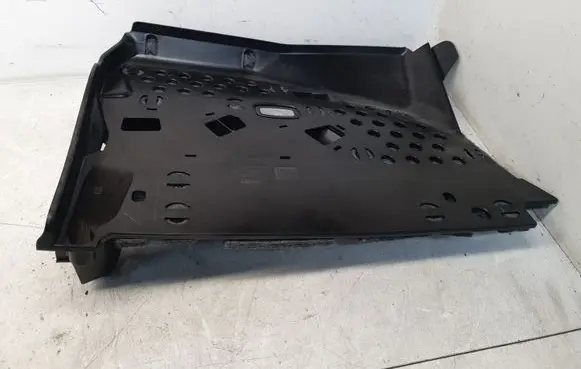 Mercedes-Benz GLC X253 C253 Dashboard lower bottom trim panel A2136801307
