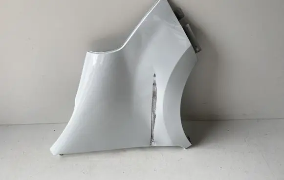Renault Master III Fender 631000936R