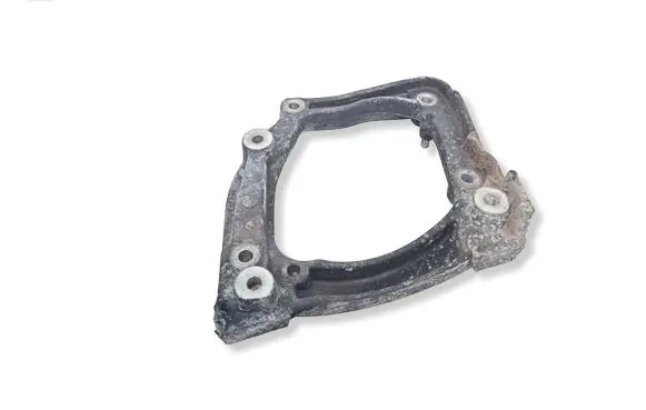 Peugeot 2008 II A/C compressor mount bracket 9826641380