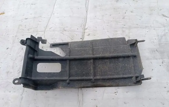 Toyota Yaris Other engine bay part 5328952010