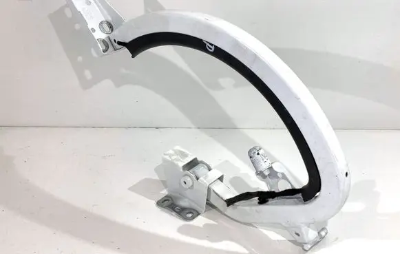 Audi A3 S3 8V Tailgate/trunk/boot hinge 8V5827302